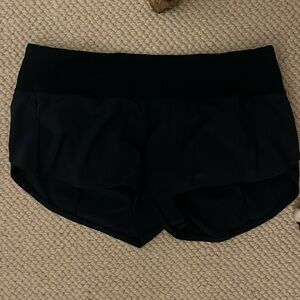 Lululemon Speed Up Shorts 2.5